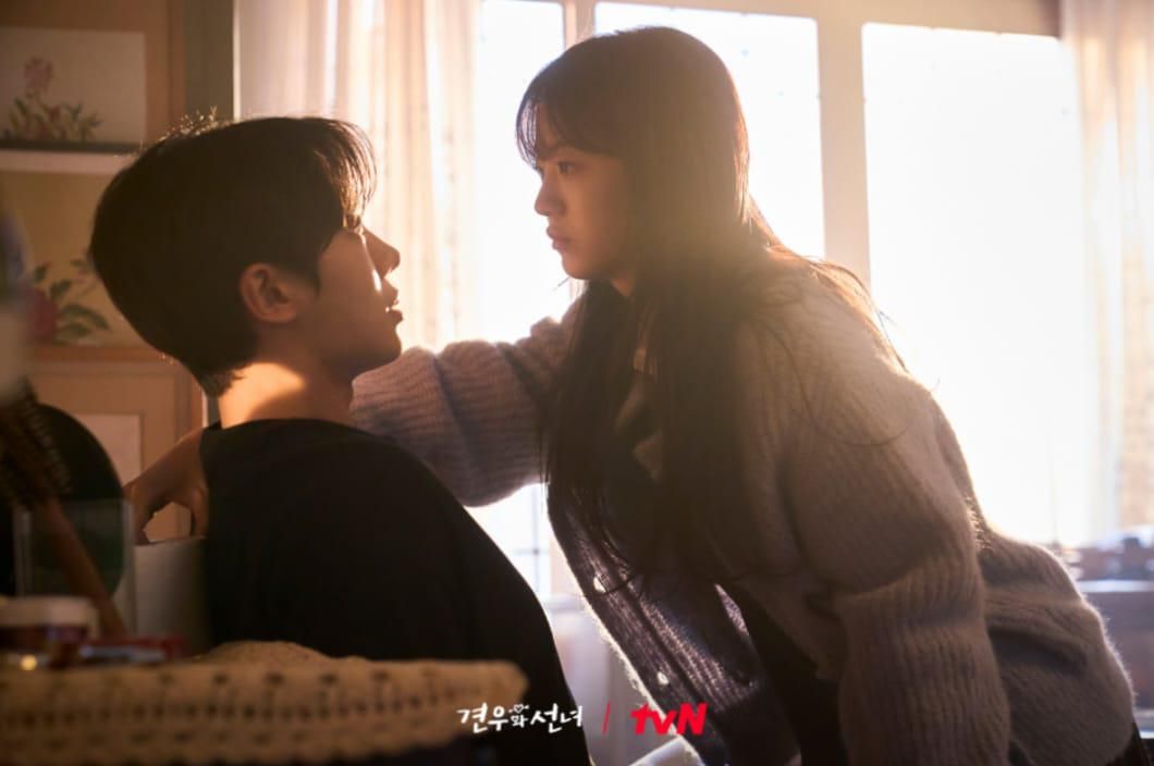 3 Drakor Romance Garapan Sutradara Kim Yong Wan, Ada Head Over Heels!