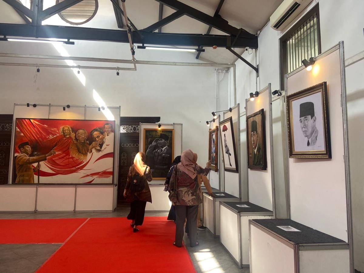 100 Lukisan Soekarno di Semarang Bangkitkan Semangat Bulan Bung Karno