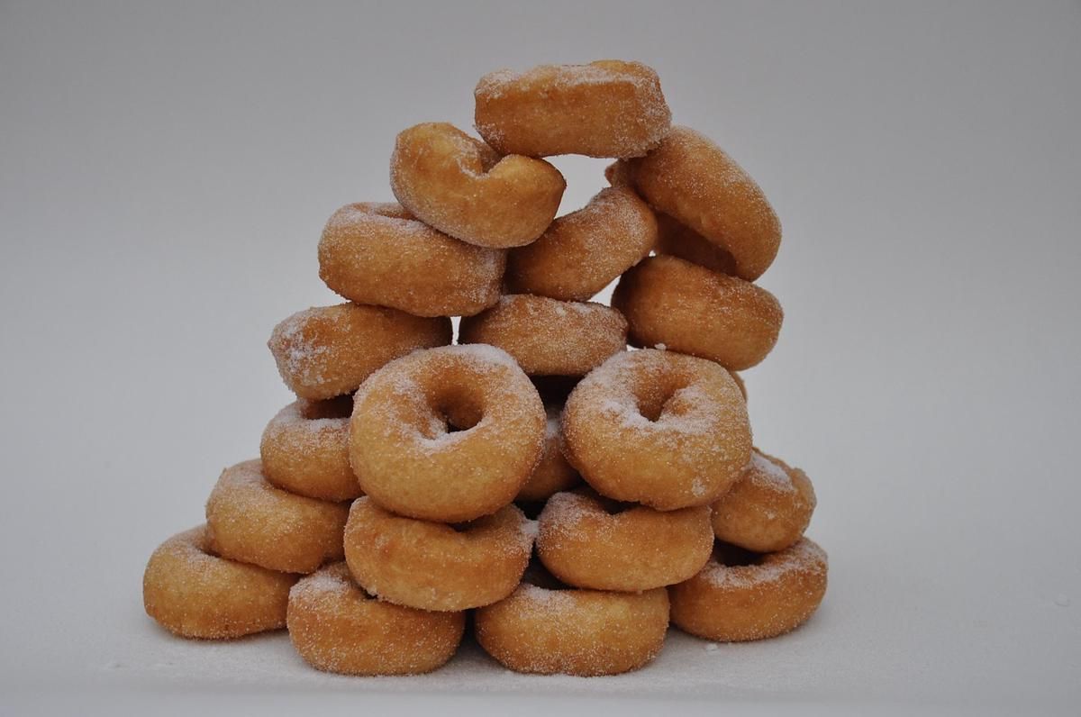 5 Trik Membuat Donat Singkong Gak Keras meski Sudah Dingin