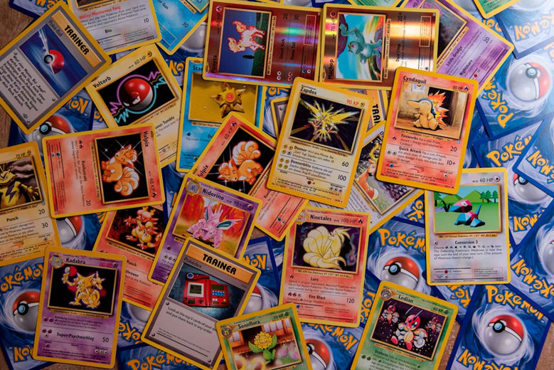 Di Mana Tempat Beli Pokemon Card? Bisa Online dan Offline!