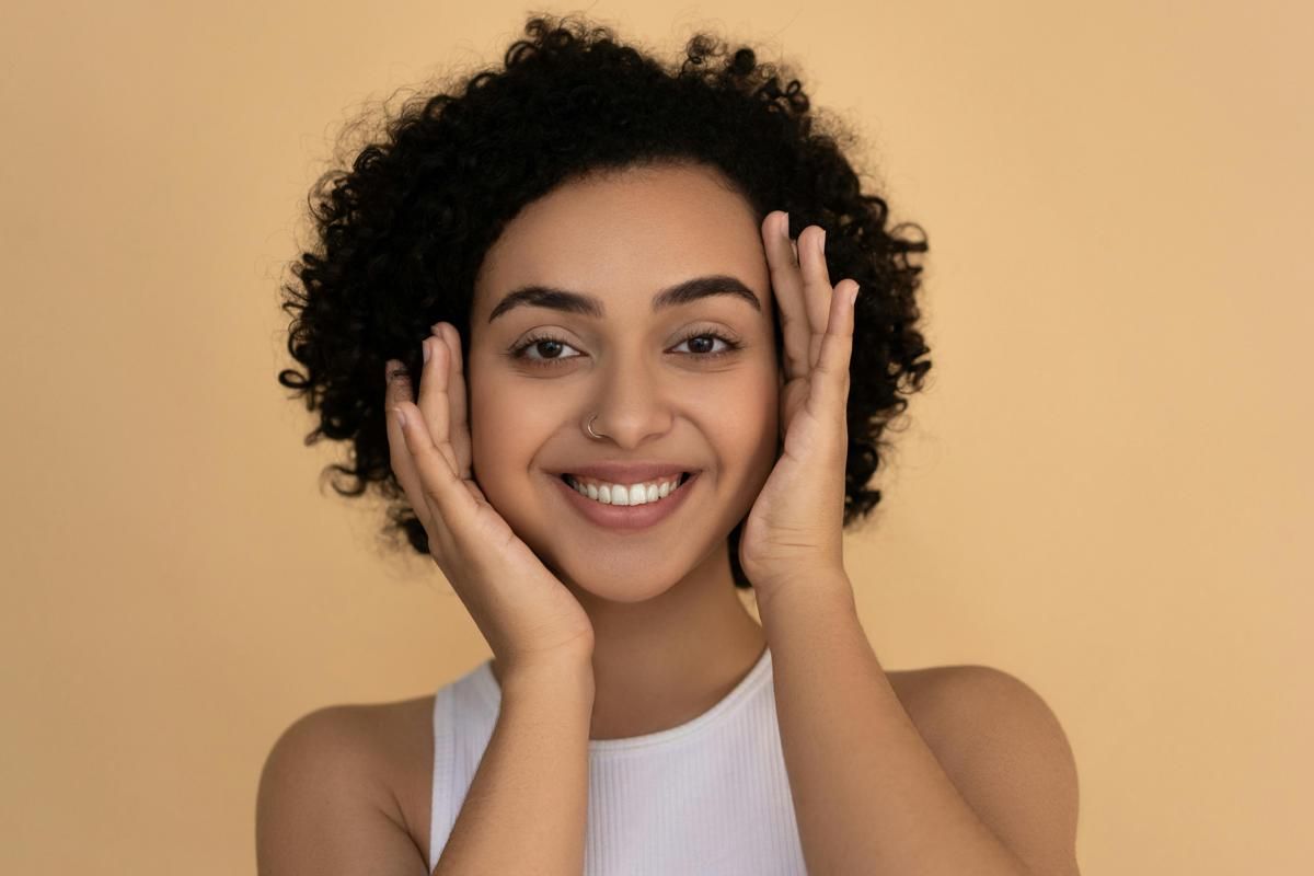 No Makeup Look Lagi Hits, Rahasia Tampil Natural Tapi Tetap Glowing