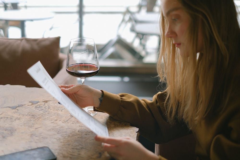 5 Cara Membaca Menu Fine Dining yang Penuh Istilah Asing