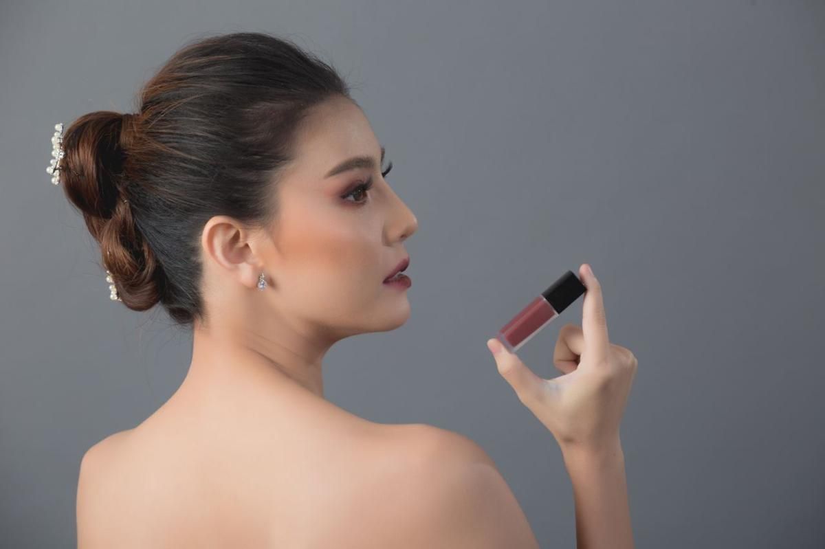 7 Rekomendasi Lip Serum di Indomaret dan Supermarket Terdekat