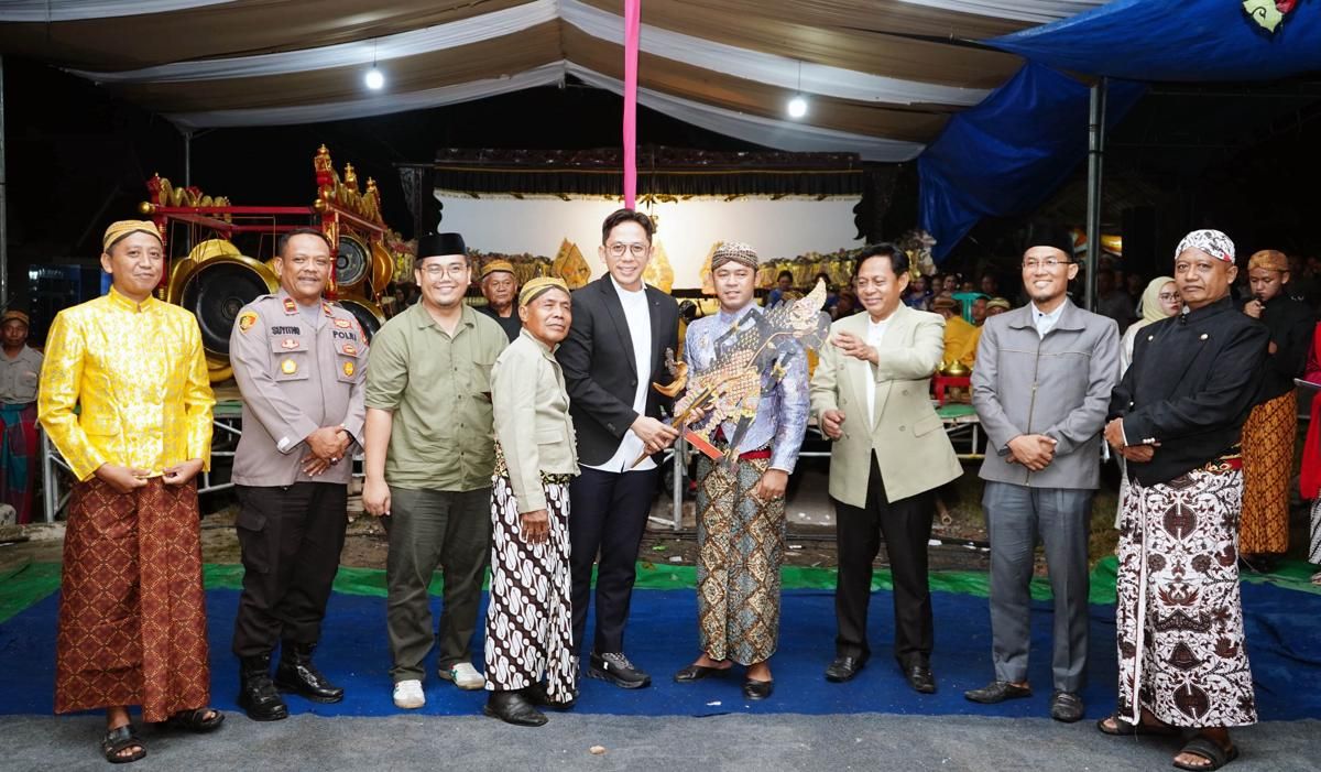 Rayakan HUT Dusun Blora, Bupati Lamsel Janji Jalan Mulus 2026