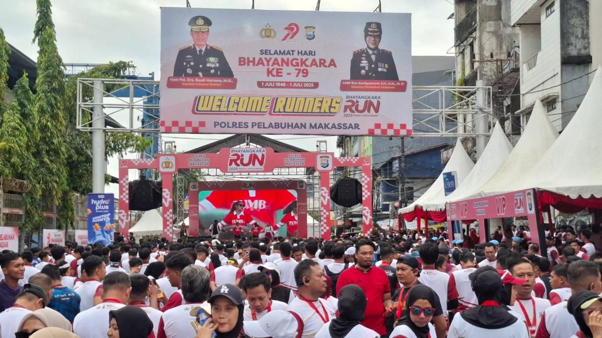 Bhayangkara Run 2025 di Makassar Meriah, Ribuan Peserta Ikut Lari 7,9 KM