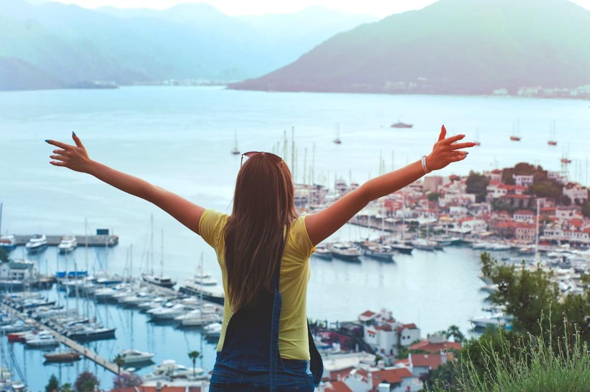 3 Zodiak Ini Suka Traveling Mendadak, Langsung Gas!