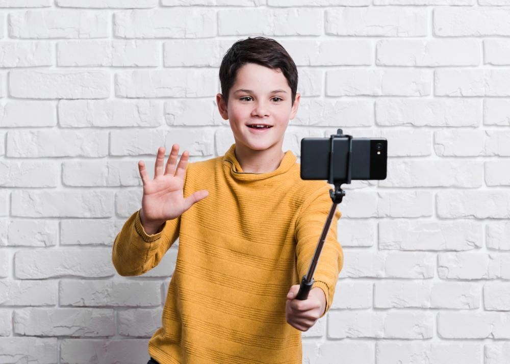 Strategi Orangtua dalam Mendampingi Anak Live Streaming di YouTube