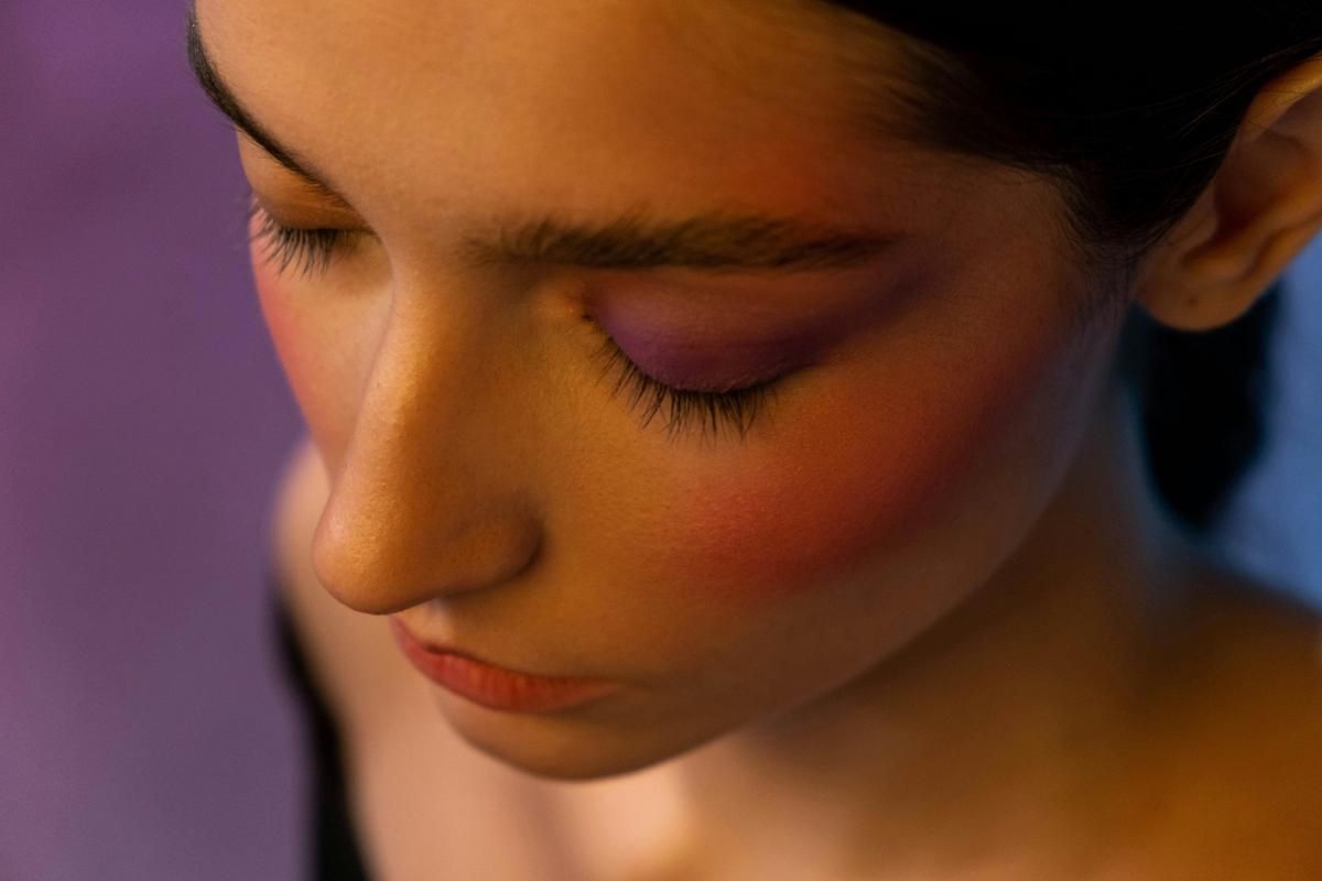 5 Cara Bikin Sunburnt Blush untuk Kulit Sawo Matang, Anti Kusam!