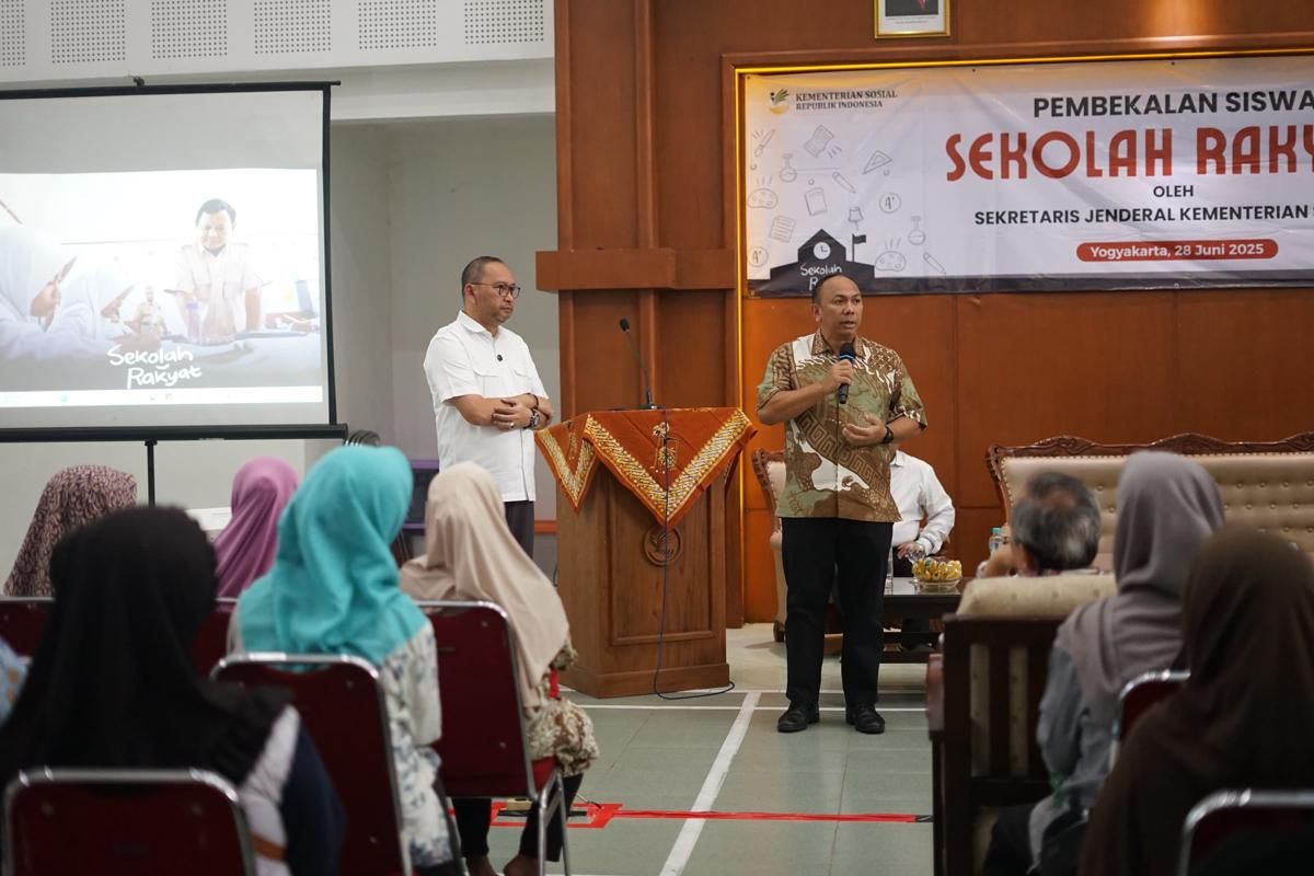 Komdigi Sediakan Akses Layanan Internet Cepat untuk Sekolah Rakyat