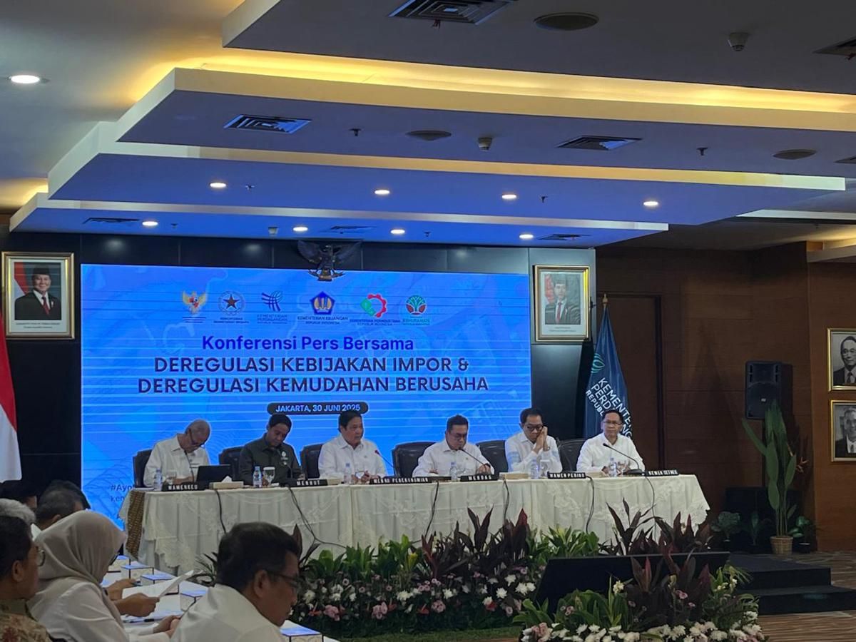 Pemerintah Resmi Luncurkan Paket Deregulasi Impor 10 Komoditas