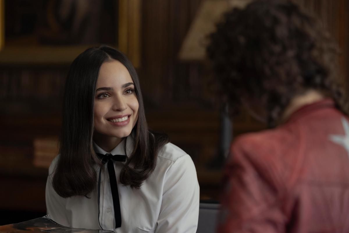 5 Film Rilisan Netflix Dibintangi Sofia Carson, Terbaru My Oxford Year