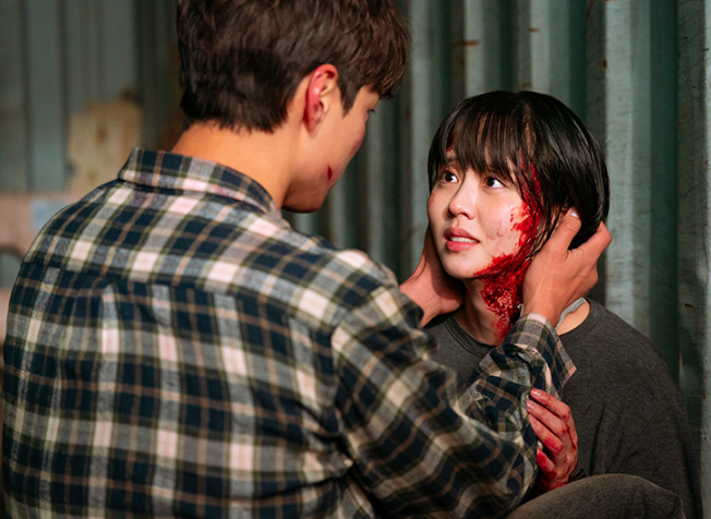 8 Momen Heroik Yoon Dong Ju-Ji Han Na di Drakor Good Boy