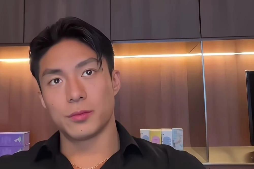 Fashion Giorgio Antonio saat Kenakan Baju Hitam, Inspirasi Gaya Kamu!