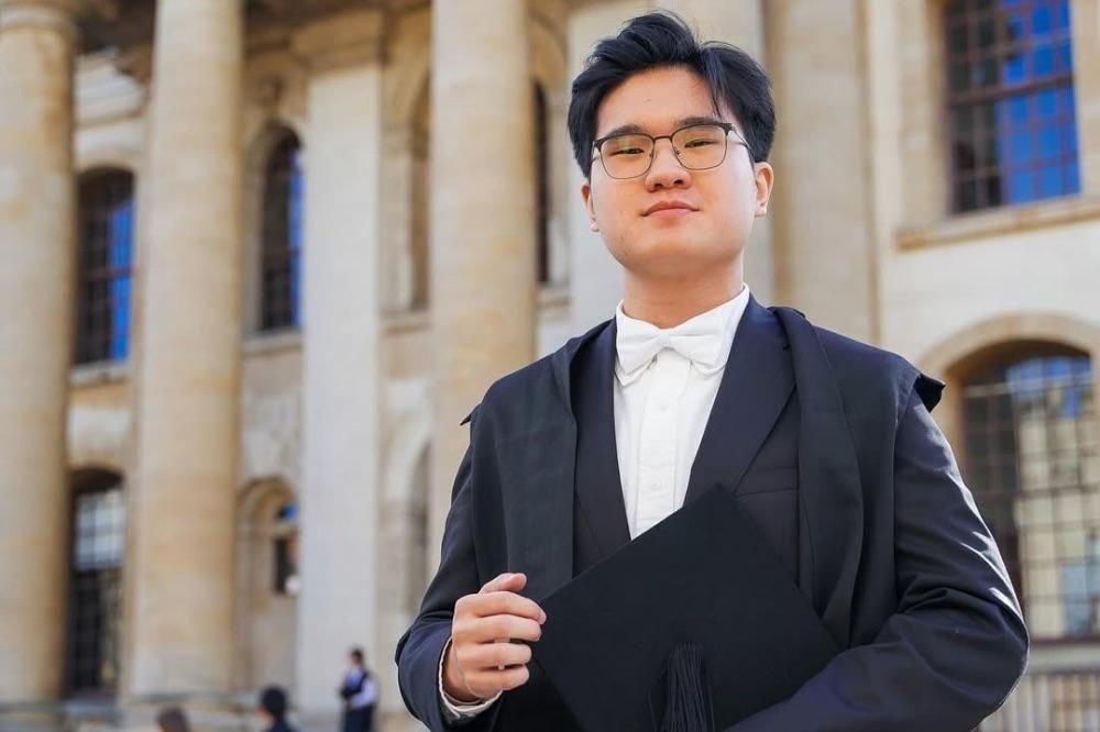 Profil dan Biodata Joshua Clash of Champions 2, Mahasiswa Oxford