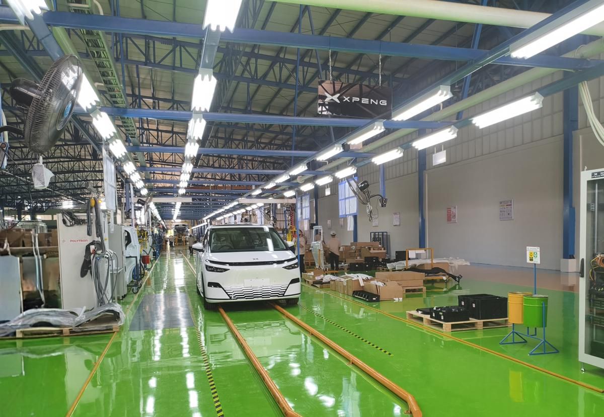 XPENG Resmi Rakit Mobil Listrik X9 di Indonesia, Ini Pabrik Pertamanya di Luar Cina