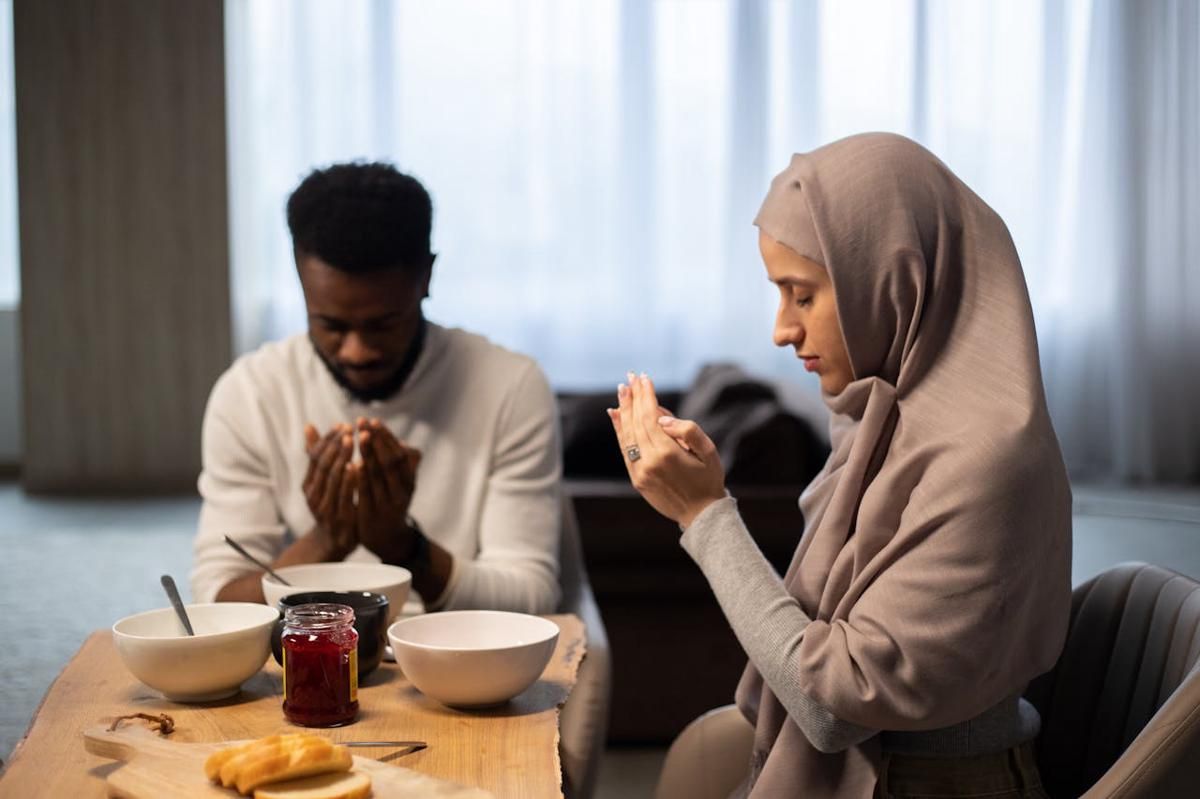 50 Kata-kata Doa untuk Suami Islami, Meminta Ridha Allah!
