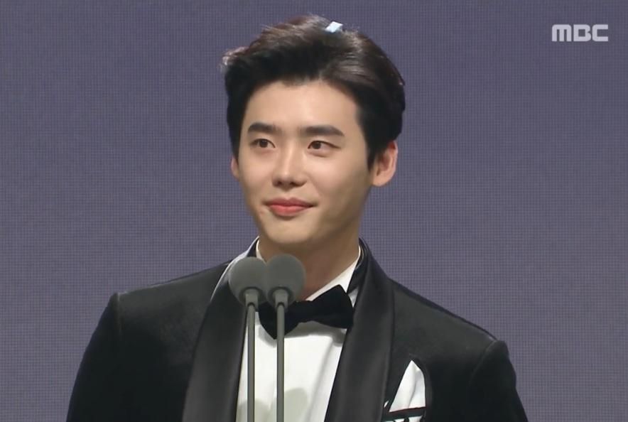 6 Peran Lee Jong Suk di Drakor yang Membuatnya Raih Penghargaan