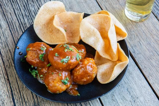 Resep Bola Tempe Sambal Bawang untuk Makan Siang