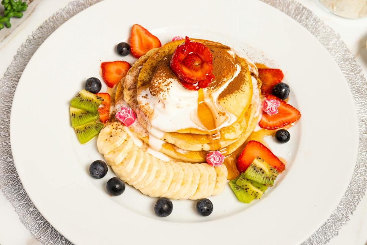 Resep Pancake with Strawberry Compote, Ide Bekal yang Praktis