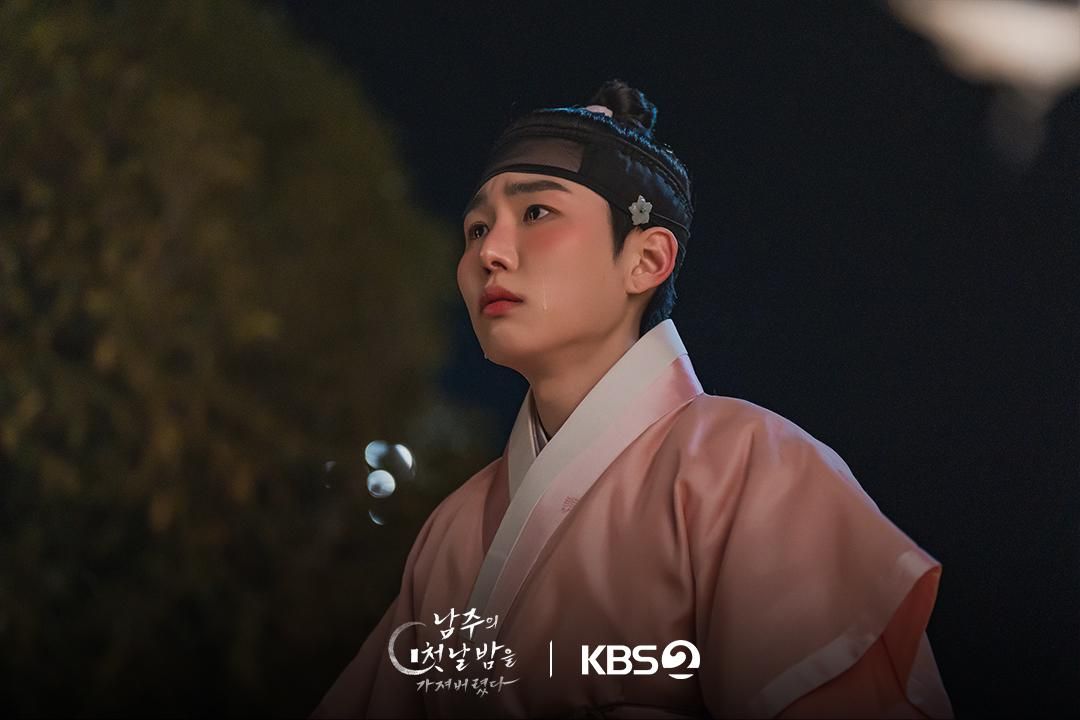 7 Kemalangan Jung Soo Gyeom di Drakor The First Night with the Duke