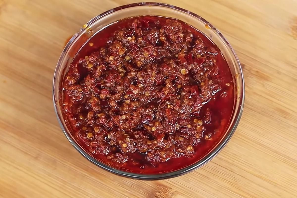Resep Sambal Terasi Tahan Lama, Pedasnya Bikin Melek Terus!