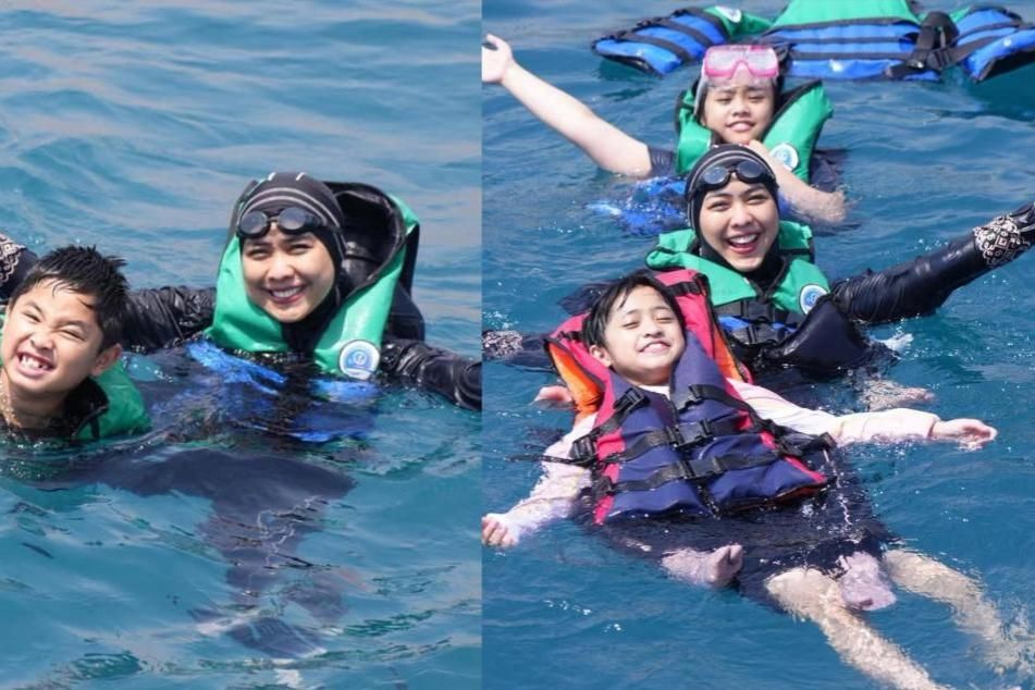 7 Potret Oki Setiana Dewi Berenang di Laut Mesir, Bareng Anak-Anak!
