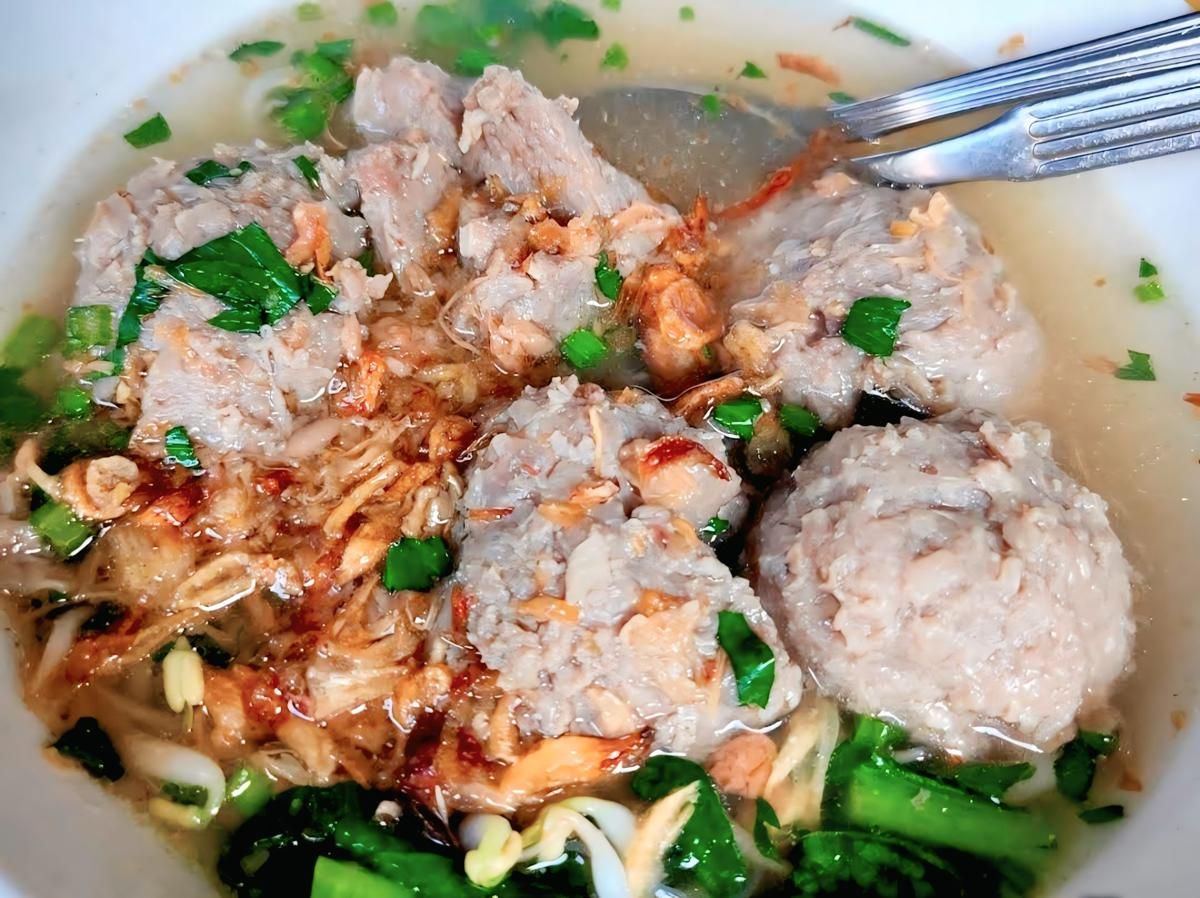 5 Warung Bakso Tertua di Indonesia, Pernah Coba yang Mana?