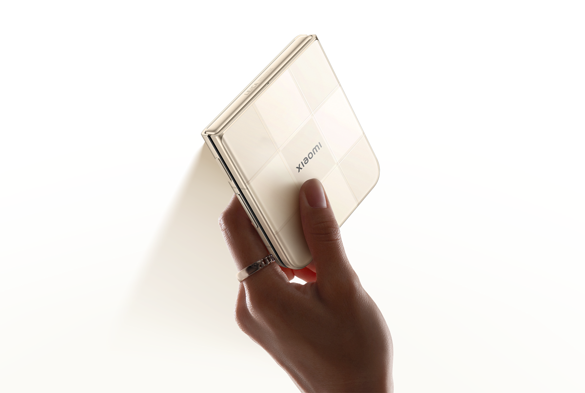 5 Keunggulan Xiaomi MIX Flip 2, Saingan Berat Samsung Galaxy Z Flip 7?