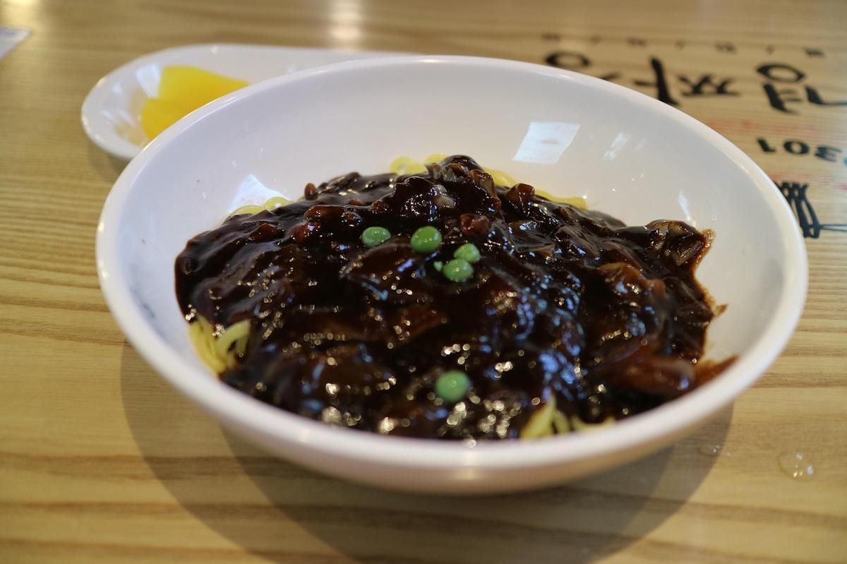 5 Cara Mengatasi Saus Jjajangmyeon yang Terlalu Pahit, Gagal Gak Lagi!