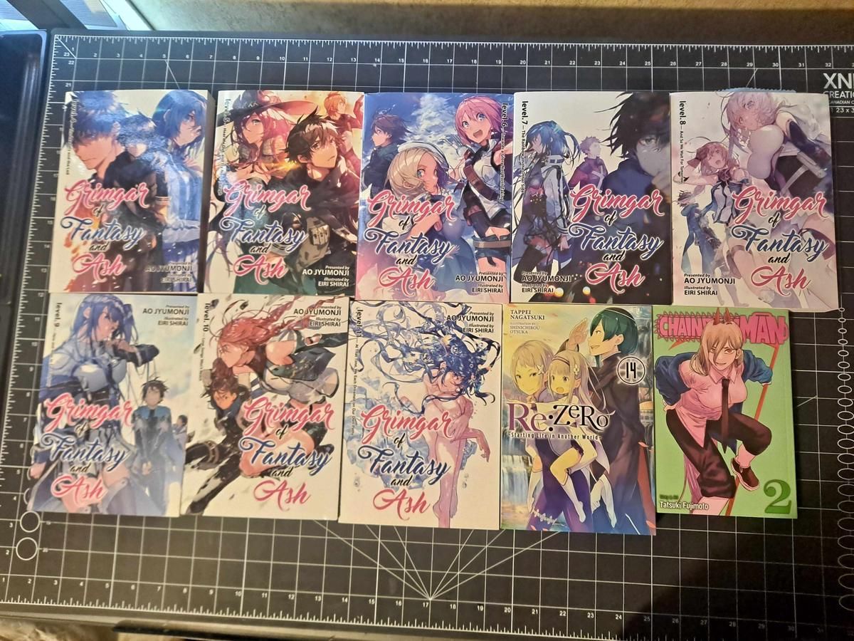 7 Koleksi Hai to Gensou no Grimgar, Light Novel Disimpan Rapi!