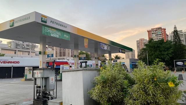Petrobras Gandeng China Bangkitkan Industri Galangan Kapal Brasil