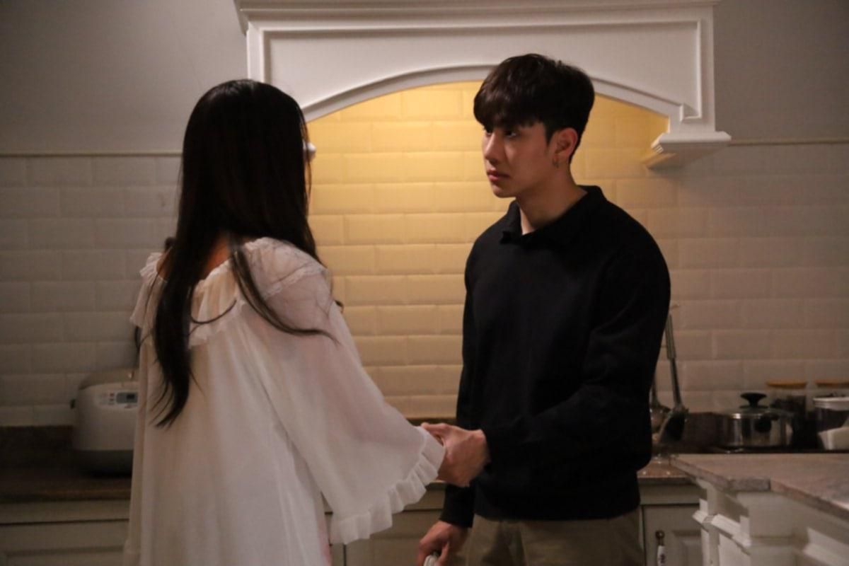 7 Fakta Peran Mond Tanutchai dalam Drama Thailand Hide & Sis