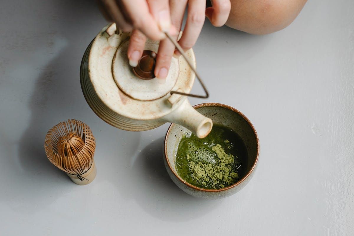 7 Cara Menyeduh Matcha yang Benar untuk Rasa dan Manfaat Terbaik