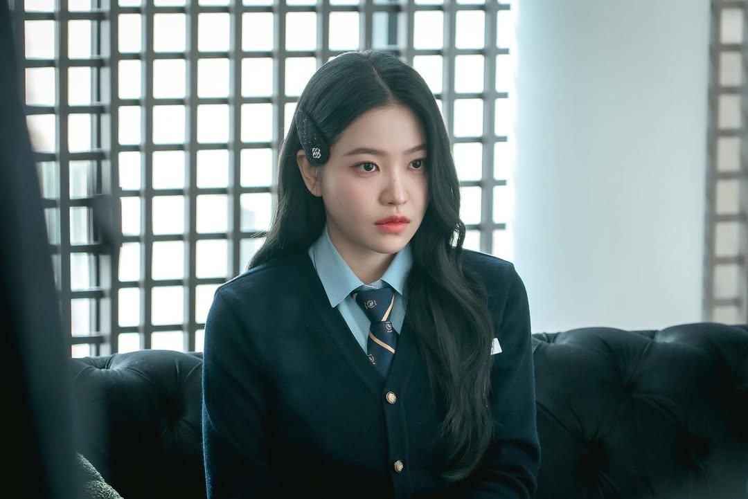 7 Dampak Skandal Perselingkuhan Ayah Baek Je Na di Bitch X Rich 2
