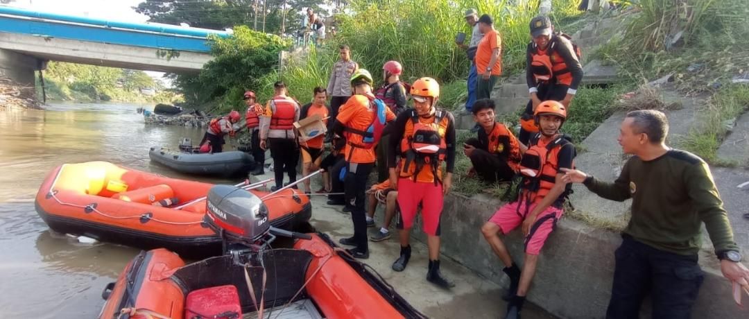 Hanyut, Jasad Remaja Ditemukan Sejauh 4 Km di Sungai Deli