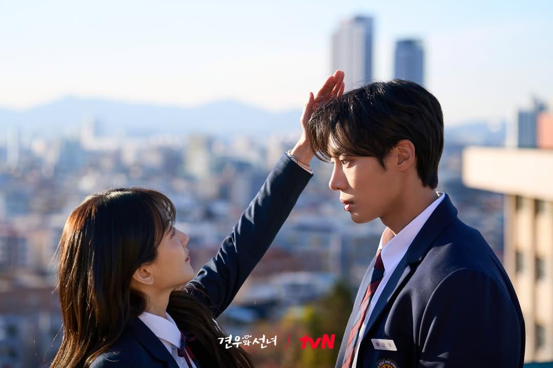 4 Prediksi Penonton Lihat Akhir Episode 6 Head Over Heels, Penasaran!