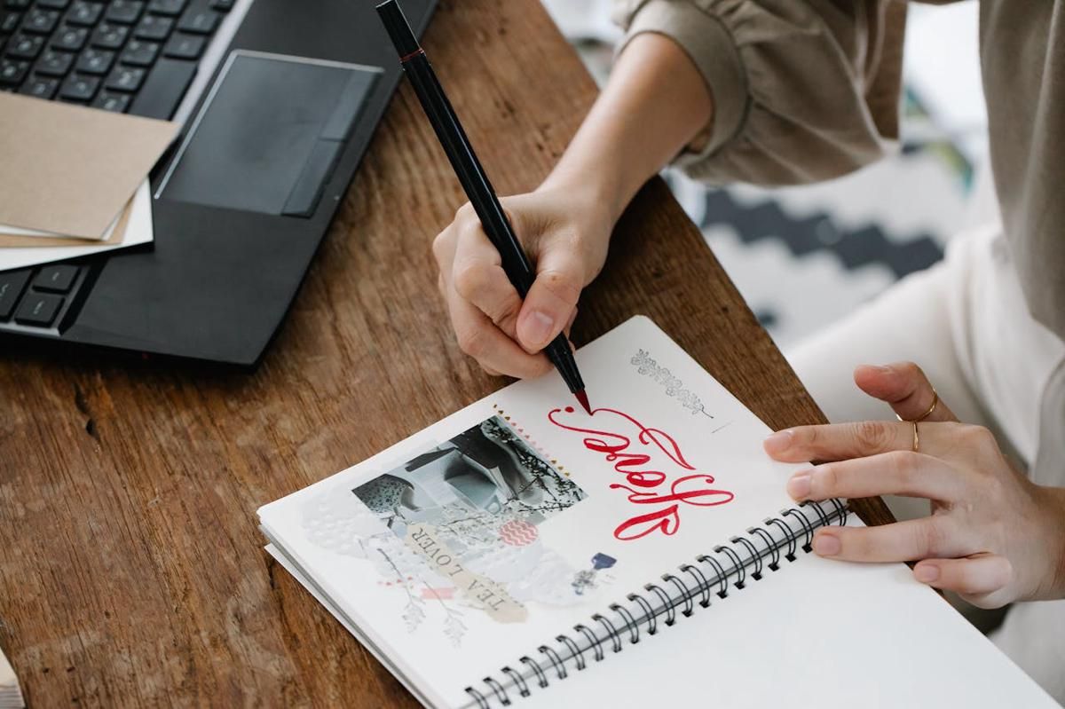 4 Aktivitas Kreatif untuk Refleksi Diri saat Me Time, Liburan Jadi Produktif!