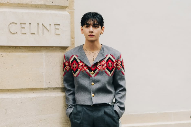 Gaya V 'BTS' hingga Bae Suzy Meriahkan Show Celine Spring 2026