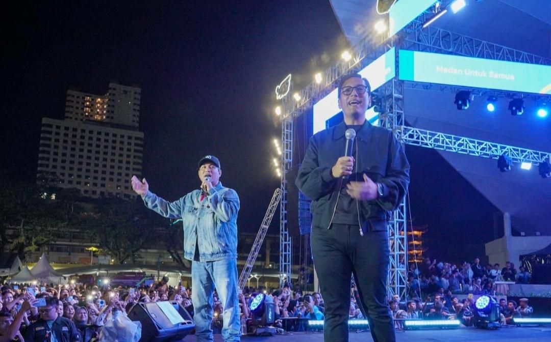 HUT Medan, Warga Nyanyi Bareng Fajar dan Armada di Lapangan Merdeka