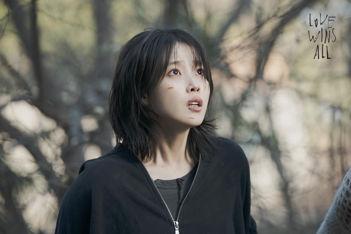 5 Lagu KPop dengan Premis Dulu Dekat Kini Asing, Ngena sampai Hati!