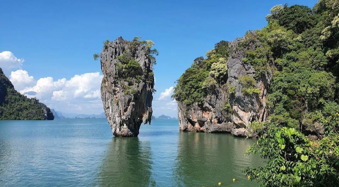 James Bond Island, Thailand: Lokasi, Harga Tiket Masuk, dan Tips Wisata