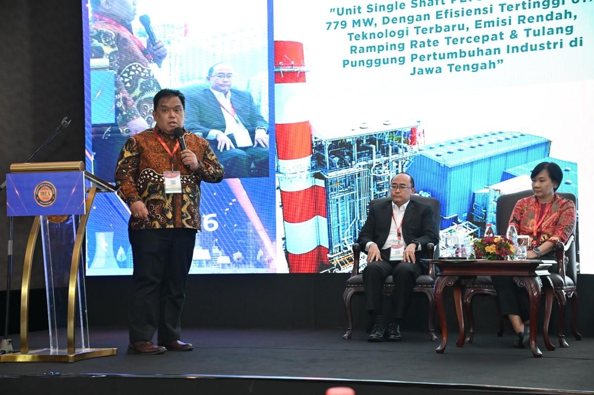 Raih 2 Penghargaan, PLN IP Semarang Buktikan Energi Terbarukan Efisien
