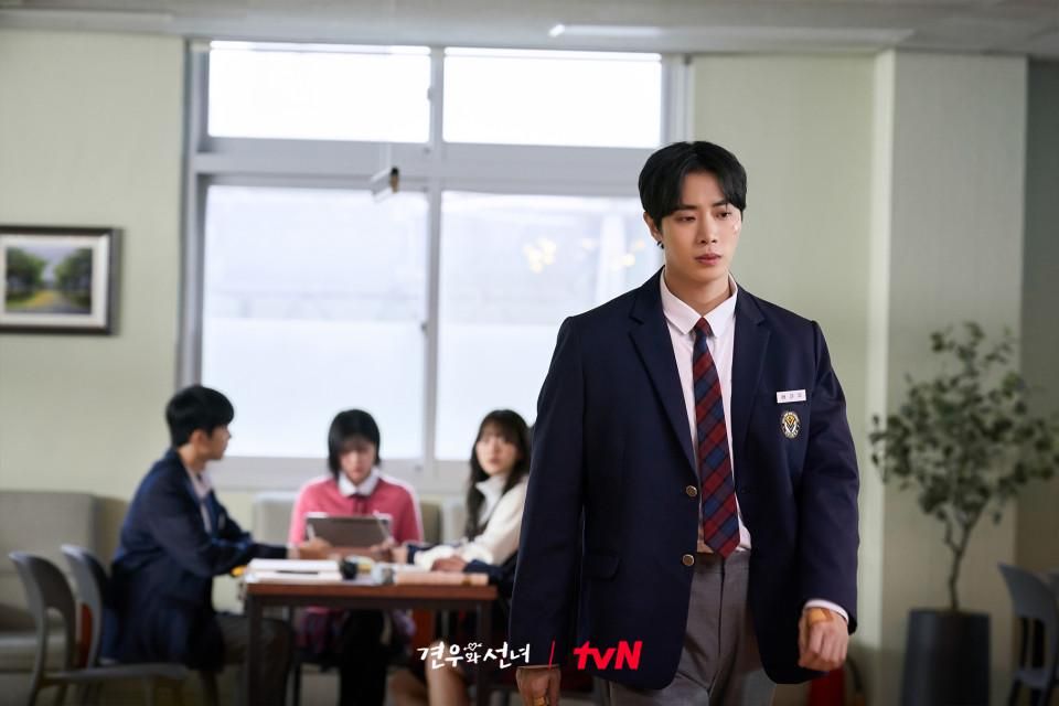 3 Karakter Terkena Kutukan di Head Over Heels, Terbaru Yeom Hwa!