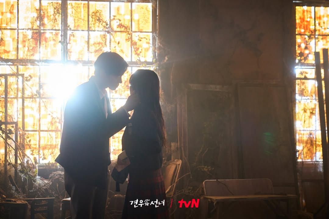 7 Dampak Terungkapnya Profesi Sung A bagi Gyeon Woo di Head Over Heels