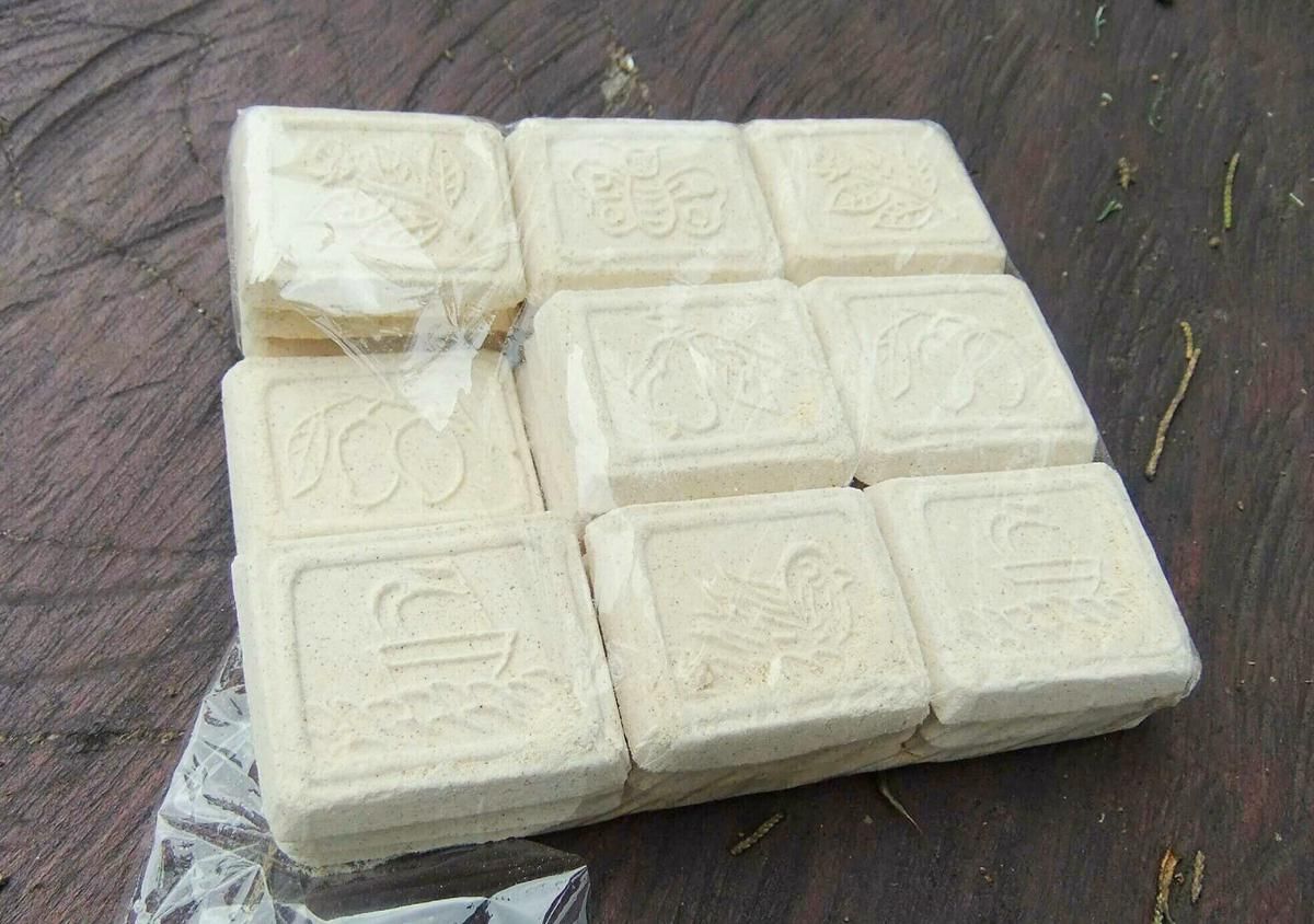 5 Oleh-oleh Makanan Renyah Khas Banyuwangi, Bikin Ketagihan Ngemil!