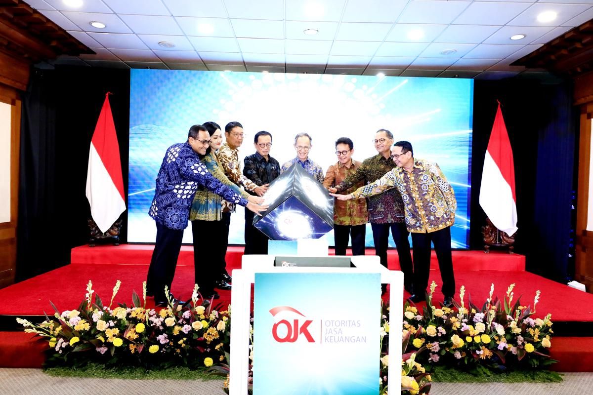 OJK Bentuk Komite Pengembangan Keuangan Syariah, Ini Tujuannya