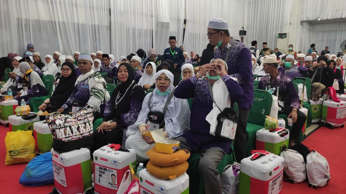 Kloter Terakhir Aceh Tiba, 12 Meninggal di Tanah Suci dan 5 Dirawat