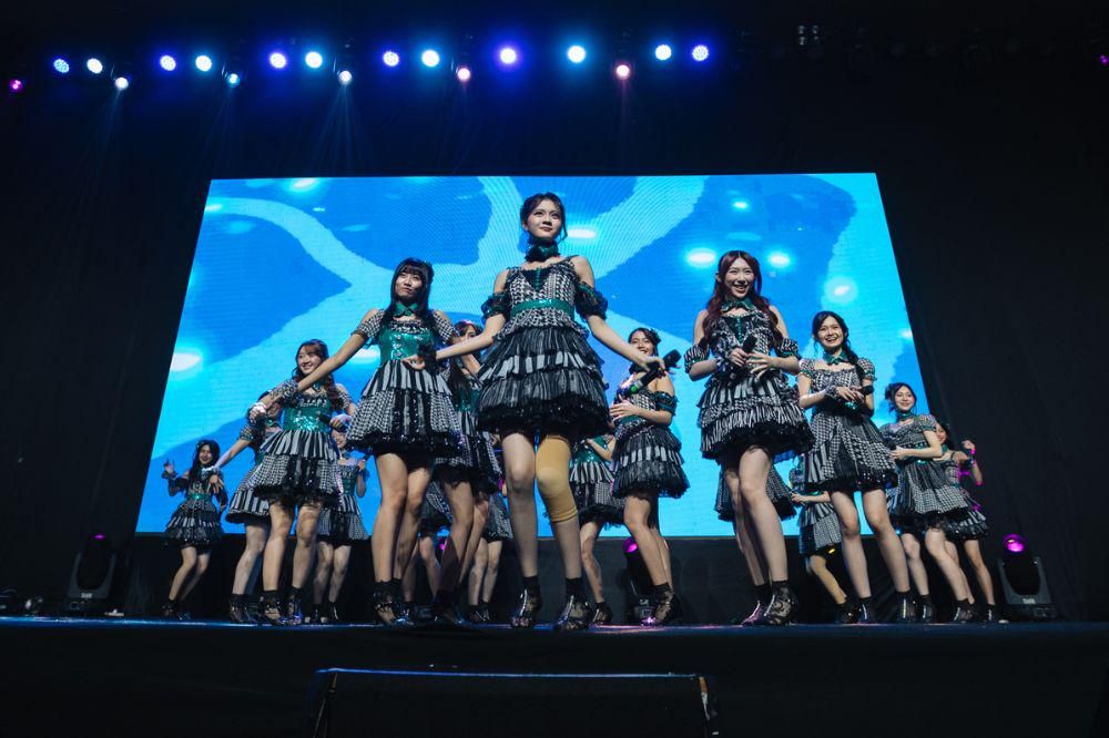 Keseruan JKT48 ALL IN TOUR di Sleman City Hall Yogyakarta