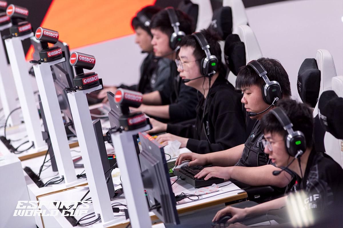 Hasil Group Stage Dota 2 EWC 2025 Day 1: Grup A-B Seri, Grup C-D Cuan!