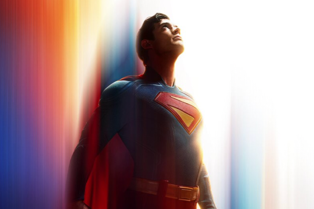 Superman Menjadi Sebenar-benarnya Film Superhero!